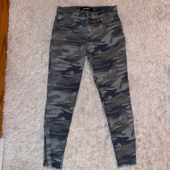 express camo jeans